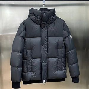 LIKE NEW MONCLER  RISLER SHORT DOWN JACKET. SIZE 5